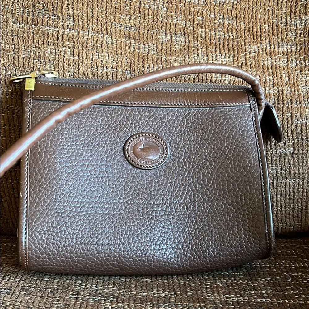Small vintage Dooney & Bourke pebble leather shoulder bag.
